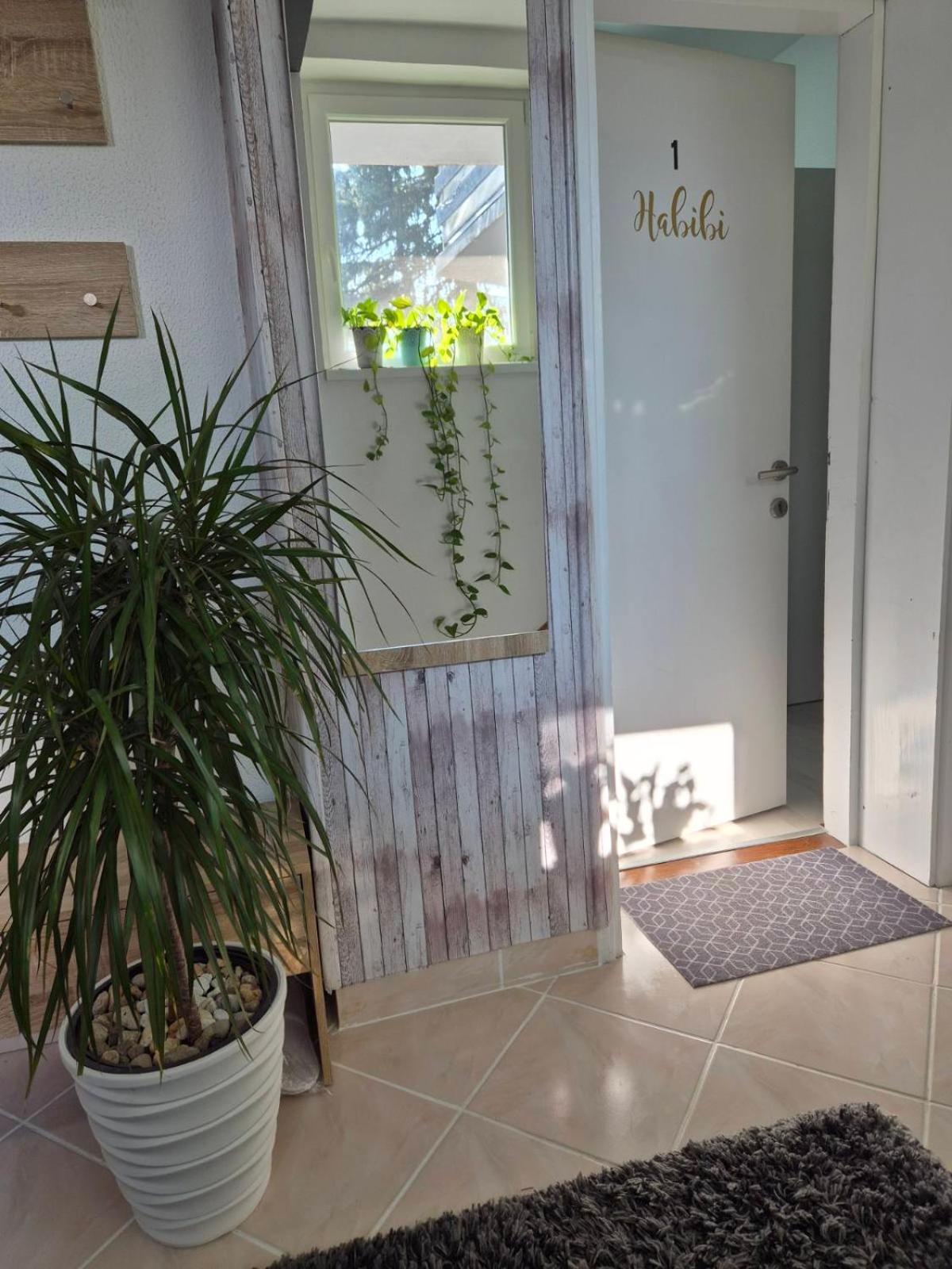 Apartmani Habibi Jalzabet Exterior photo